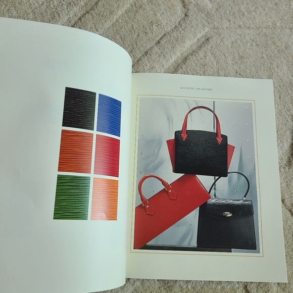 Louis Vuitton Le Catalogue 1992 Book Collectible - Picture 5 of 9